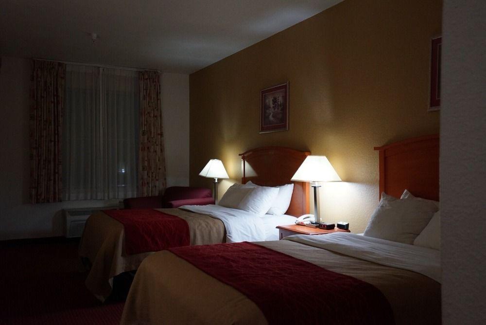 Comfort Inn & Suites Chesapeake - Portsmouth Eksteriør bilde
