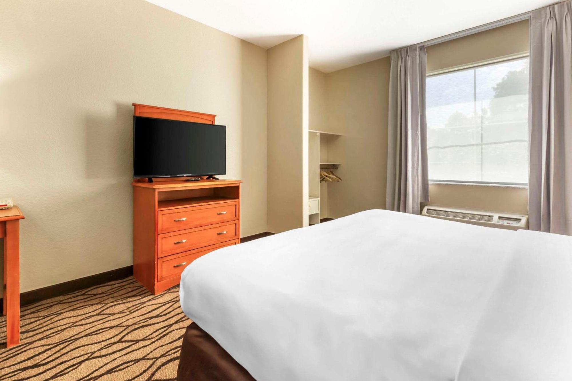 Comfort Inn & Suites Chesapeake - Portsmouth Eksteriør bilde