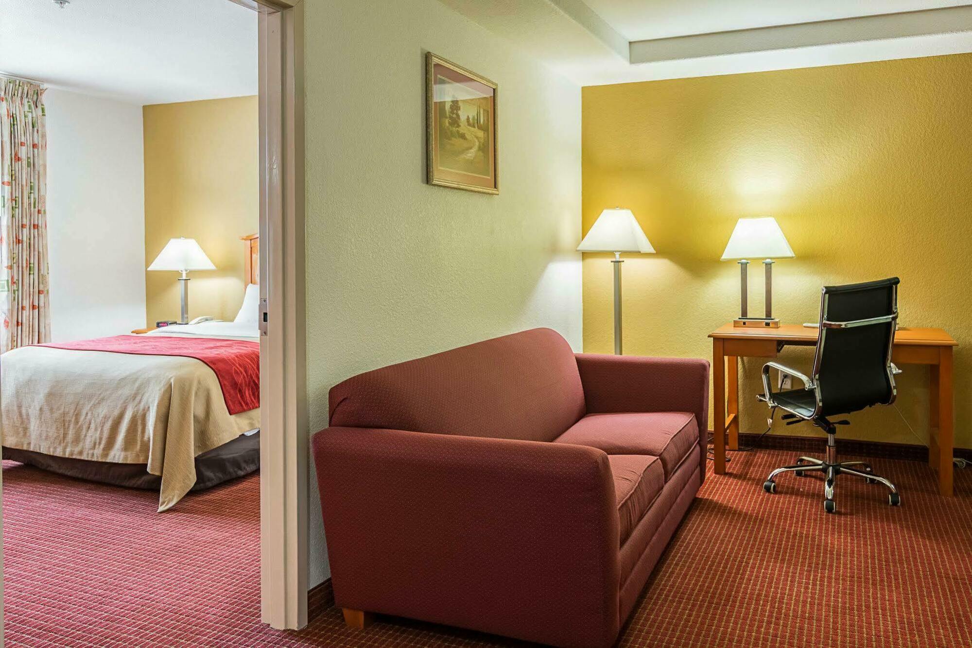 Comfort Inn & Suites Chesapeake - Portsmouth Eksteriør bilde